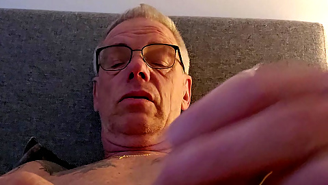 Splashing in a Kondom