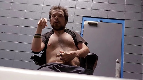 DILF Kevy 69 enjoys a public wank and hits a solid orgasm