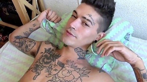 Mexican dude pays cash to take it with a hot tattooed boy