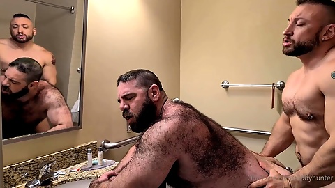 Hardcore anal action featuring Teddy Hunter and some bears