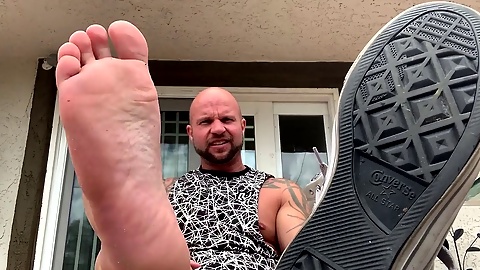 Foot fetish fun for guys with a passion for sole worship