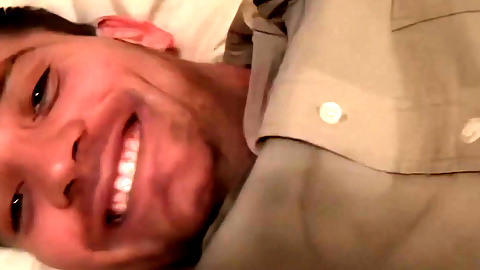 Kansas City Boy Jerremy Blows Jay and Gets a Faceful of Hot Jizz