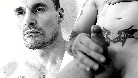 jerking off - cock and face til cumshot