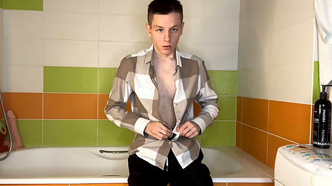 Fucked My Pussy in Bathroom and Flooded Floor with Cum!