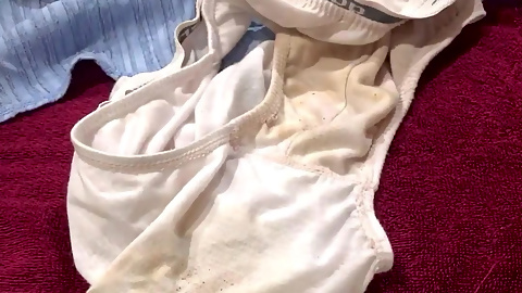 Two thieves, gang-made sandwiches.