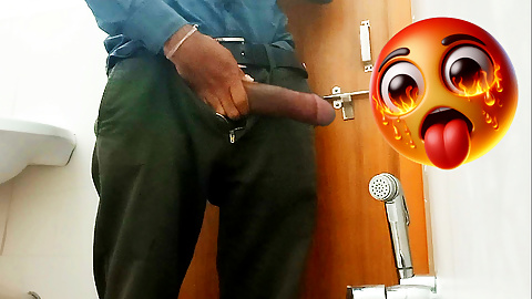 Today in the office toilet, I spit on my cock, masturbated and ejaculated. ( lltstr52 )